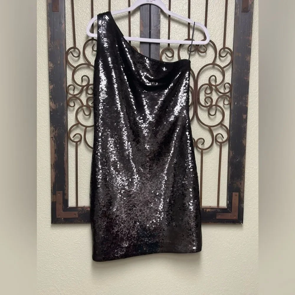 Micheal Kors black sequin one shoulder sleeveless zip up mini dress